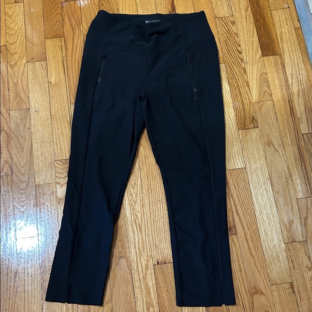 Athleta Stellar Crop pants with slit ( 1151 )